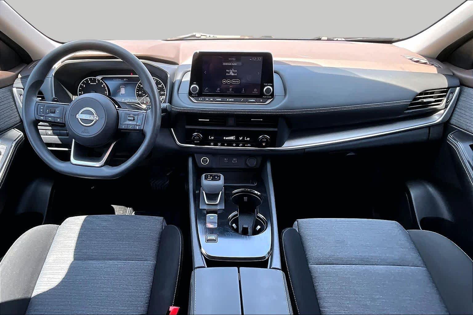 Certified 2023 Nissan Rogue SV FWD image 13