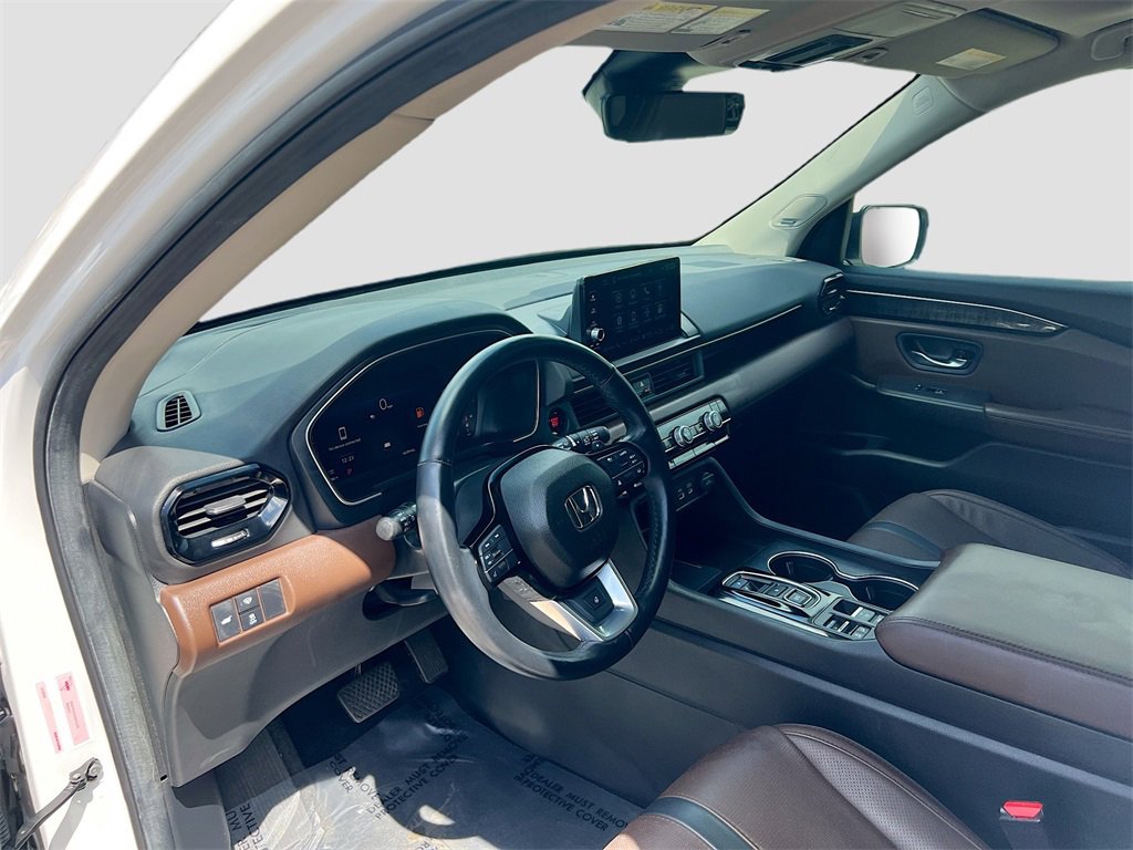Used 2024 Honda Pilot Elite image 9