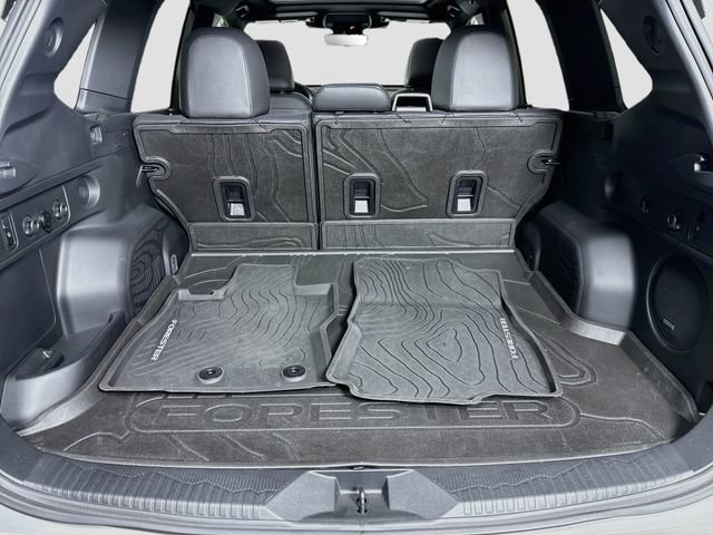 Certified 2025 Subaru Forester Touring w/ Touring Package AWD/4WD image 32