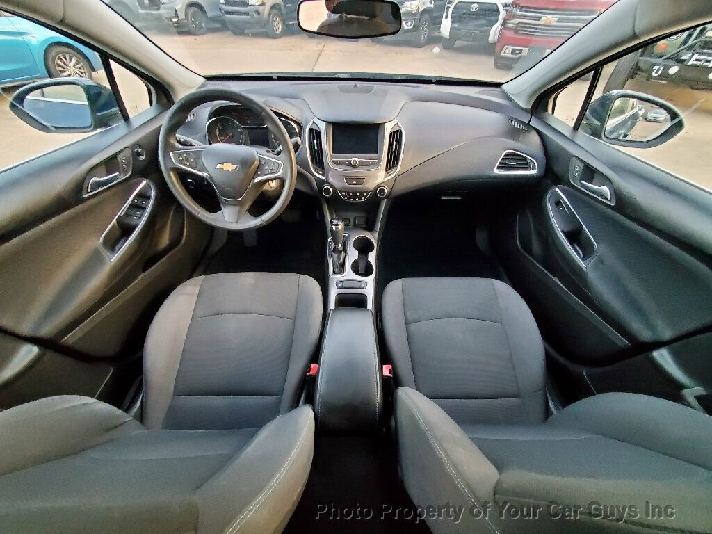 Used 2019 Chevrolet Cruze LT FWD image 26