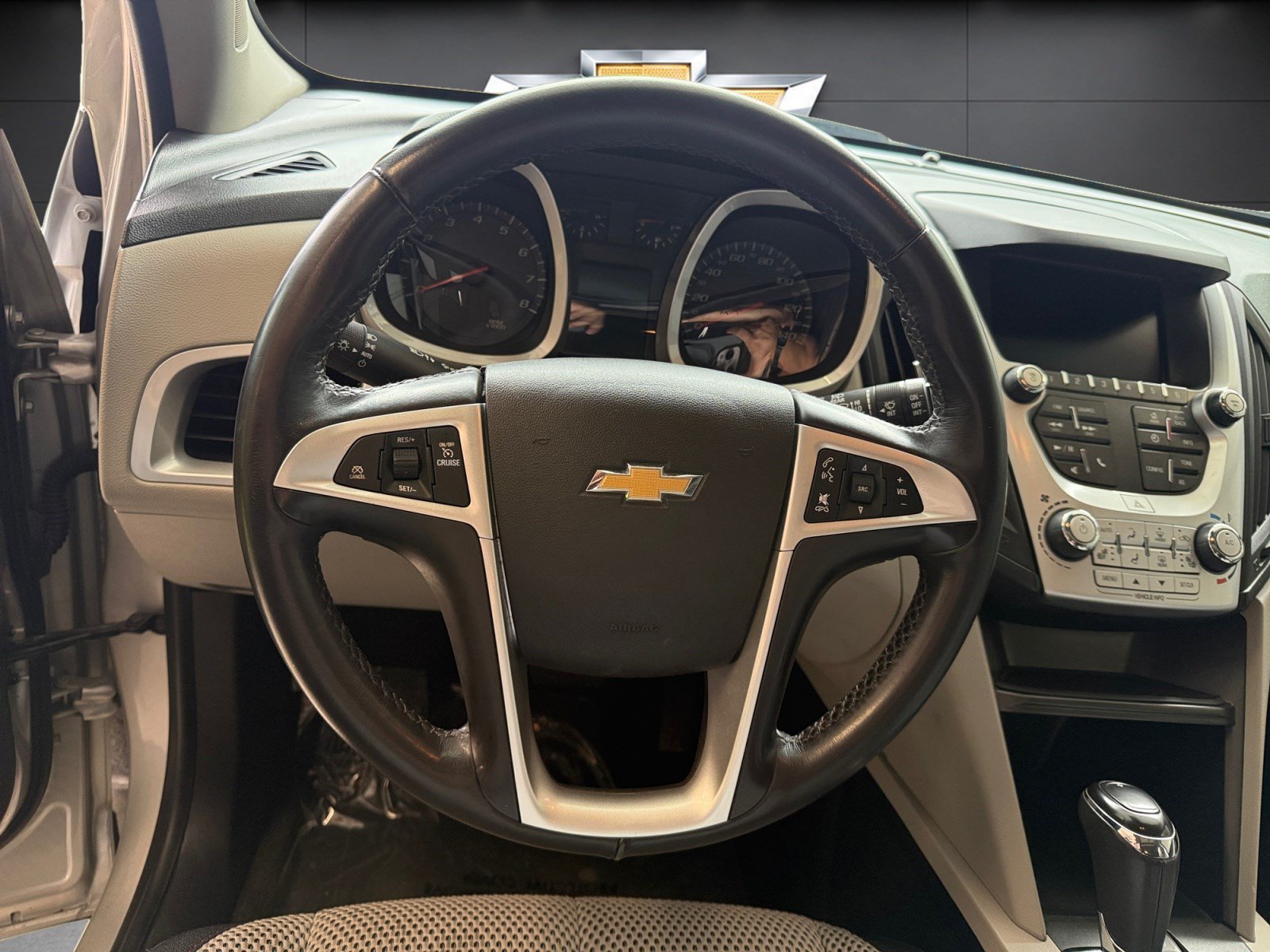 Used 2017 Chevrolet Equinox LT w/ Convenience Package FWD image 23