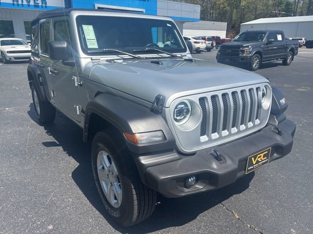 Used 2022 Jeep Wrangler Unlimited Sport AWD/4WD image 2