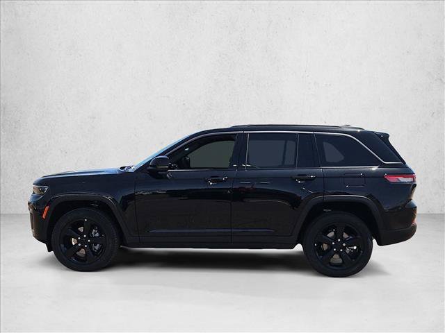 New 2026 Jeep Grand Cherokee Limited w/ Limited Altitude Package RWD image 5