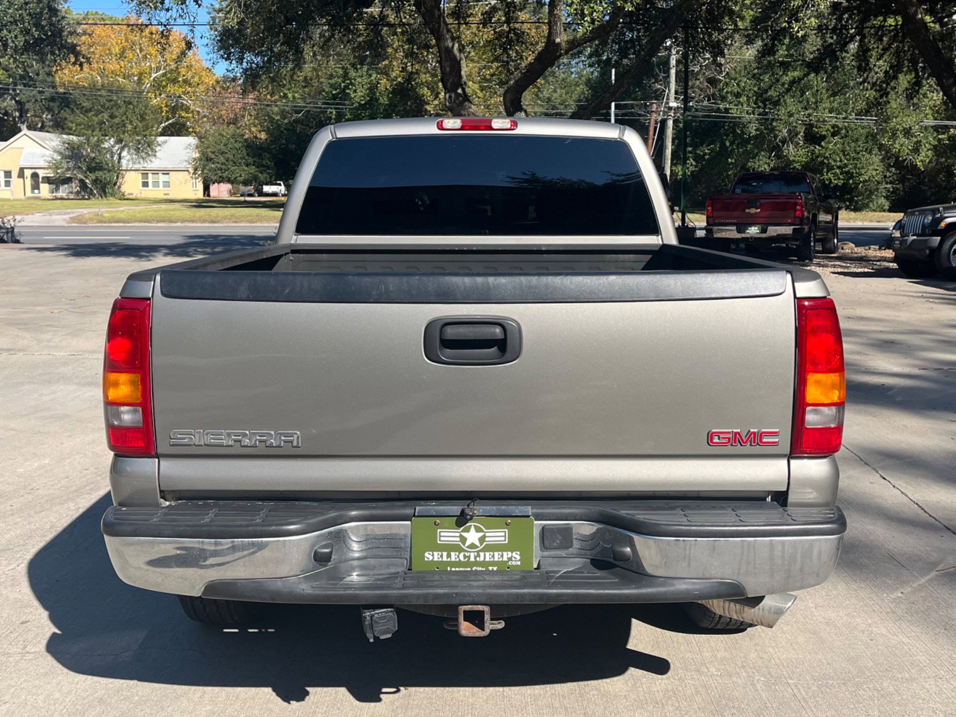 Used 2002 GMC Sierra 1500 SLE w/ Sierra Professional Pkg image 9