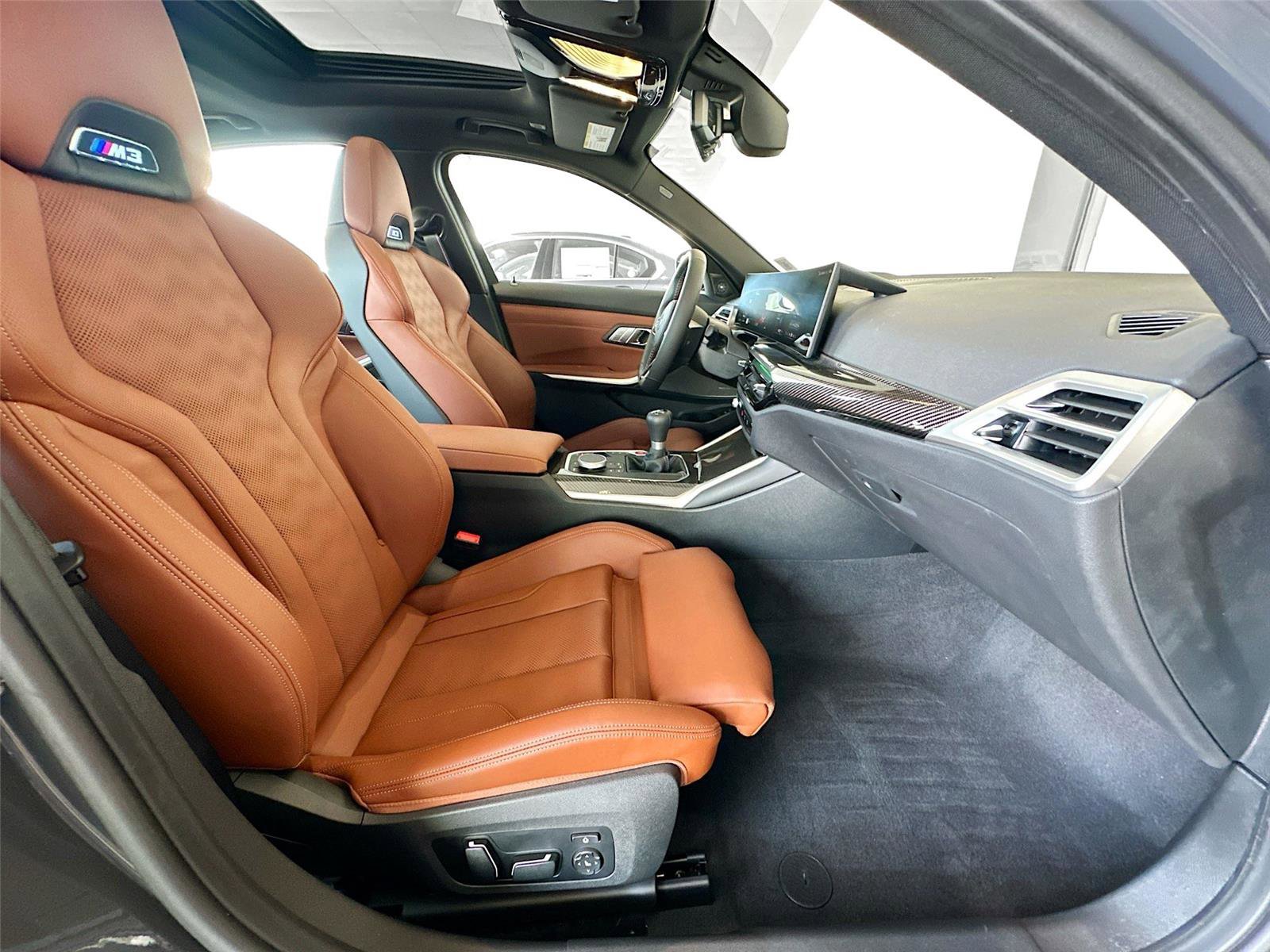 Used 2025 BMW M3 Sedan w/ Executive Package image 30