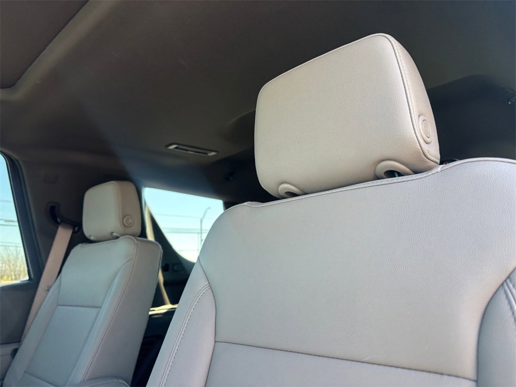 Used 2025 Chevrolet Tahoe LT w/ Comfort Package image 27