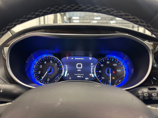 Used 2024 Chrysler Pacifica Limited AWD/4WD image 30