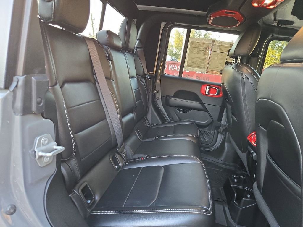 Used 2021 Jeep Gladiator Overland w/ Popular Equipment Package image 30