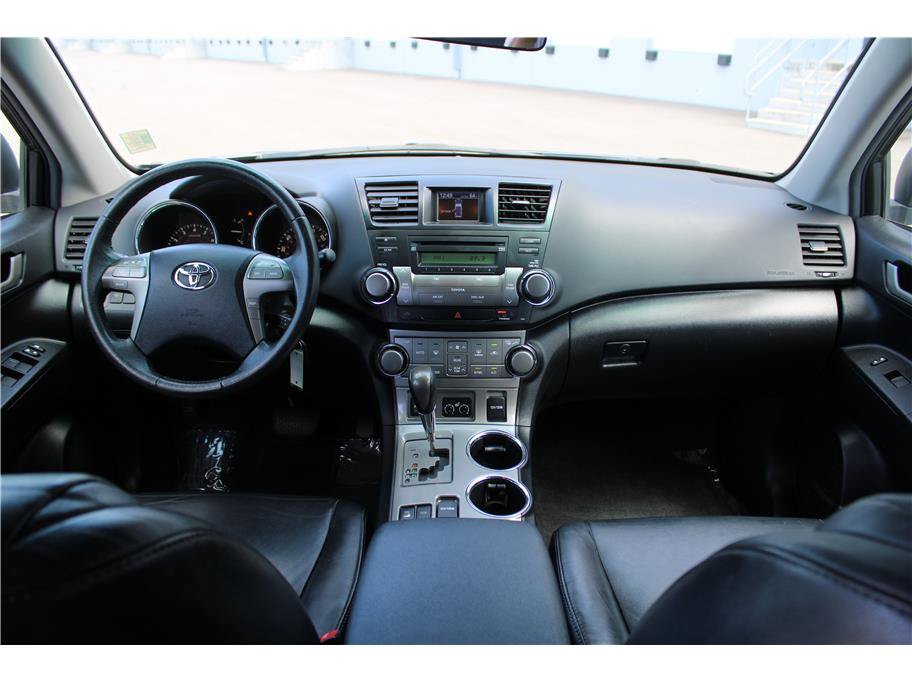 Used 2010 Toyota Highlander SE AWD/4WD image 10