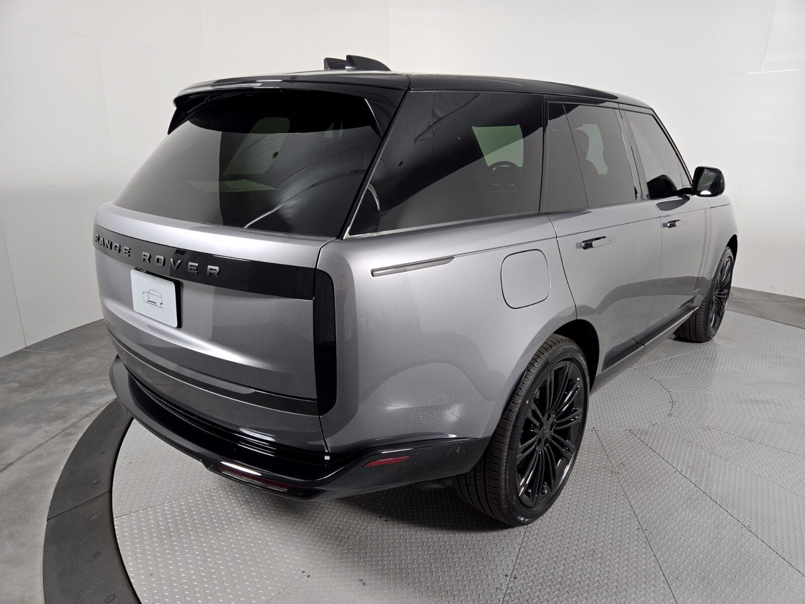 New 2026 Land Rover Range Rover SE AWD/4WD image 2