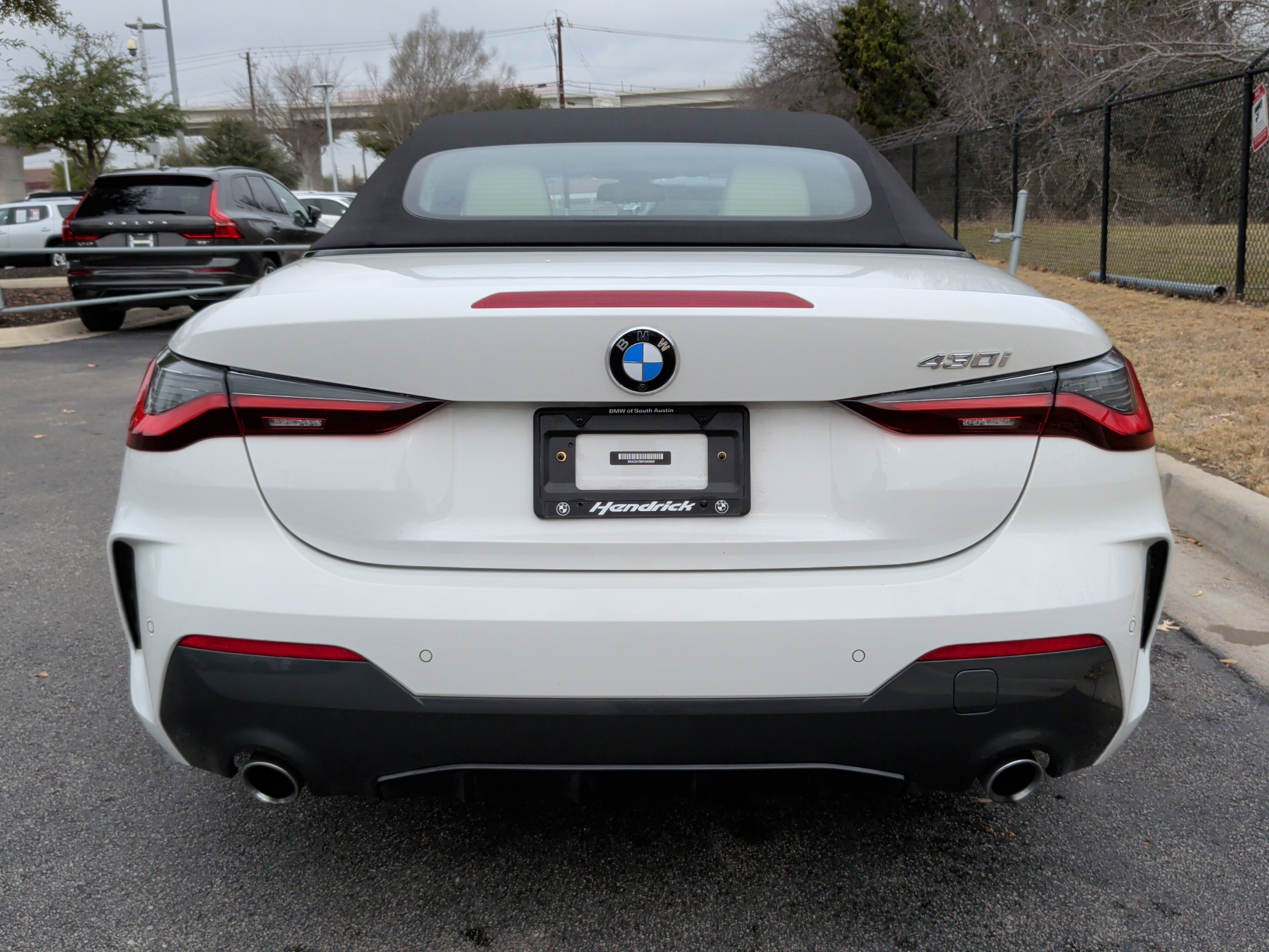 Used 2023 BMW 430i Convertible w/ M Sport Package image 8