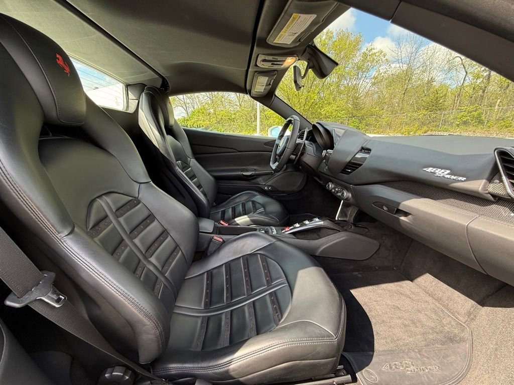 Used 2019 Ferrari 488 Spider RWD image 12
