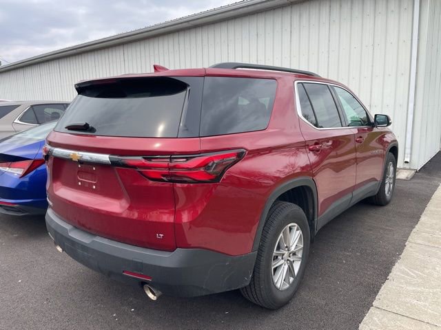 Used 2023 Chevrolet Traverse LT image 3