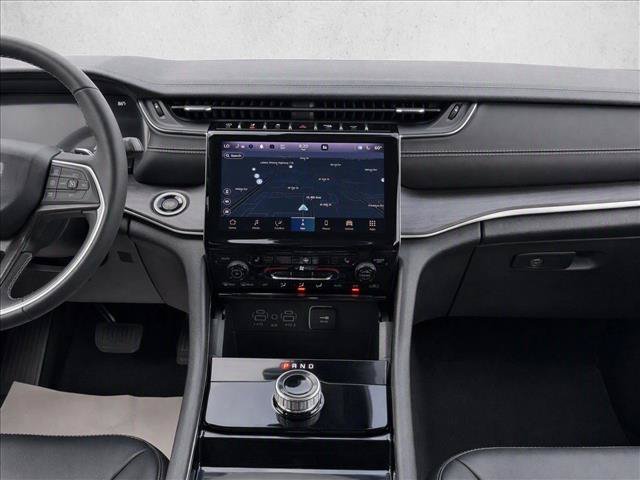 Used 2023 Jeep Grand Cherokee Limited RWD image 25