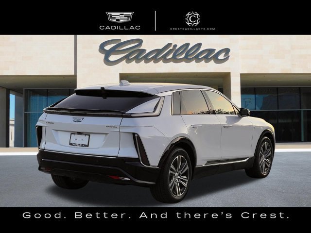 Used 2024 Cadillac Lyriq Luxury AWD/4WD image 3