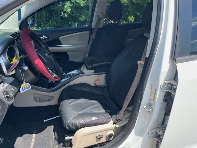 Used 2015 Dodge Journey SXT w/ Flexible Seating Group FWD image 11