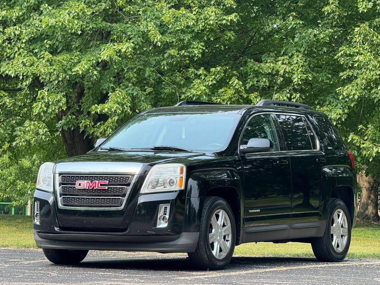 Used 2015 GMC Terrain SLE w/ Convenience Package AWD/4WD image 4