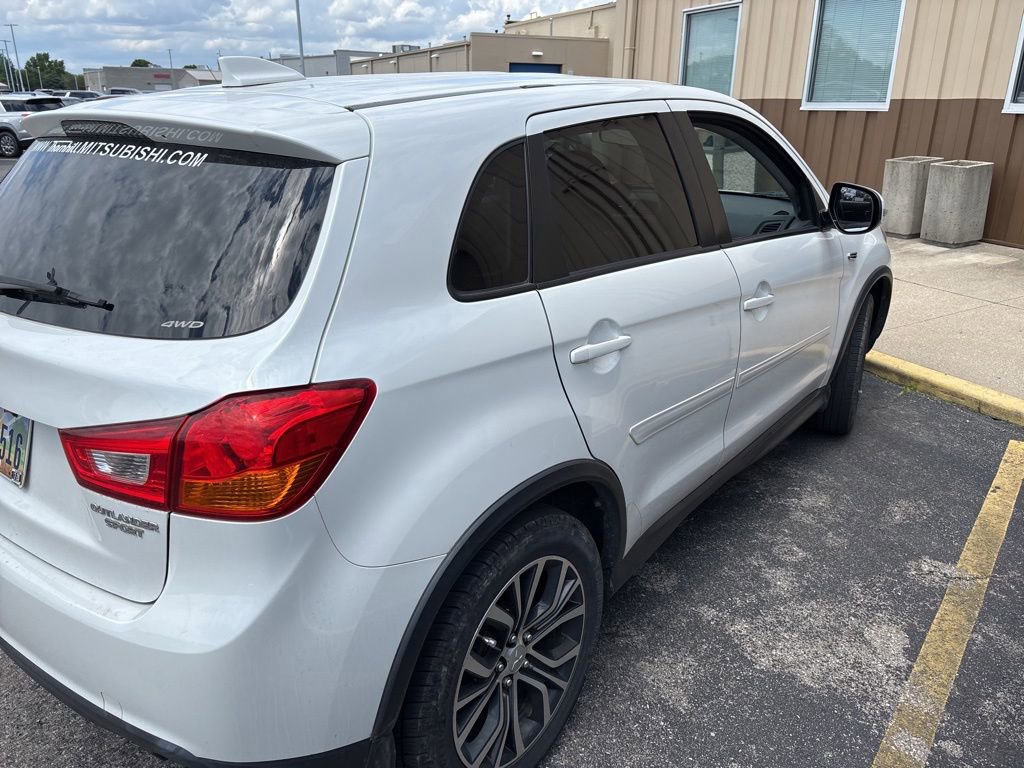 Used 2017 Mitsubishi Outlander Sport LE AWD/4WD image 8