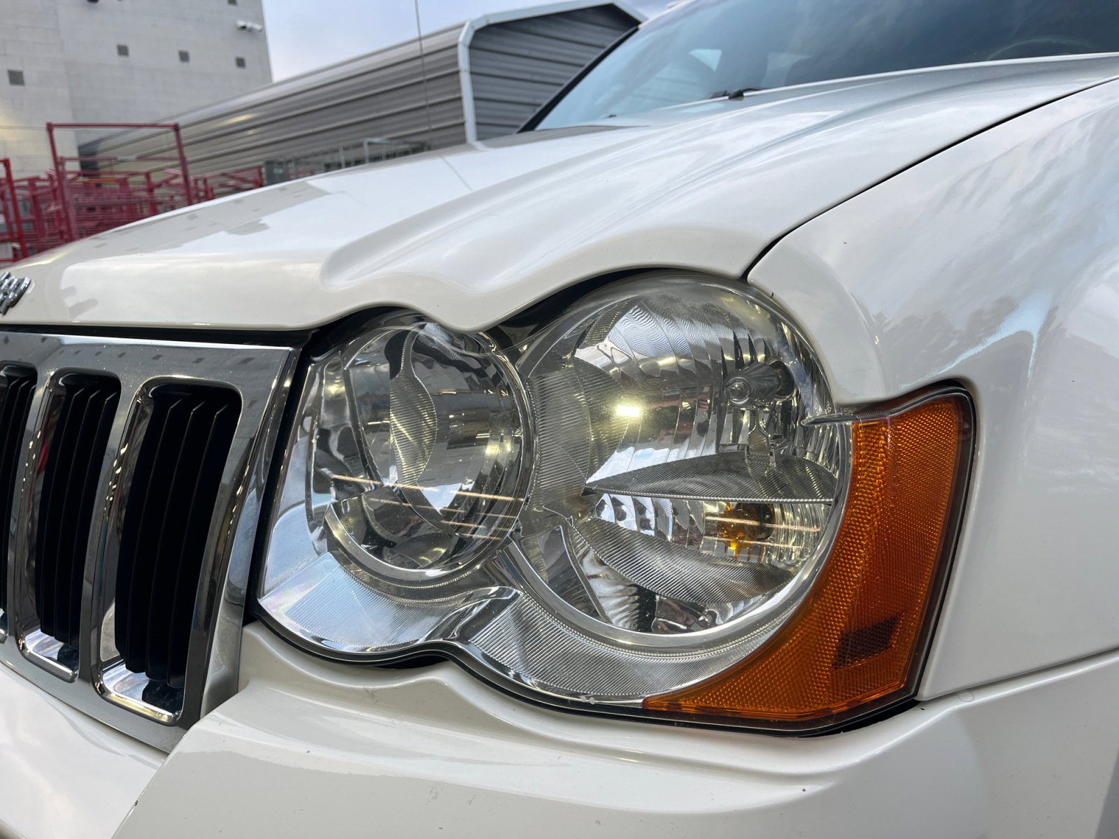 Used 2010 Jeep Grand Cherokee Limited w/ Trailer Tow Group IV image 11