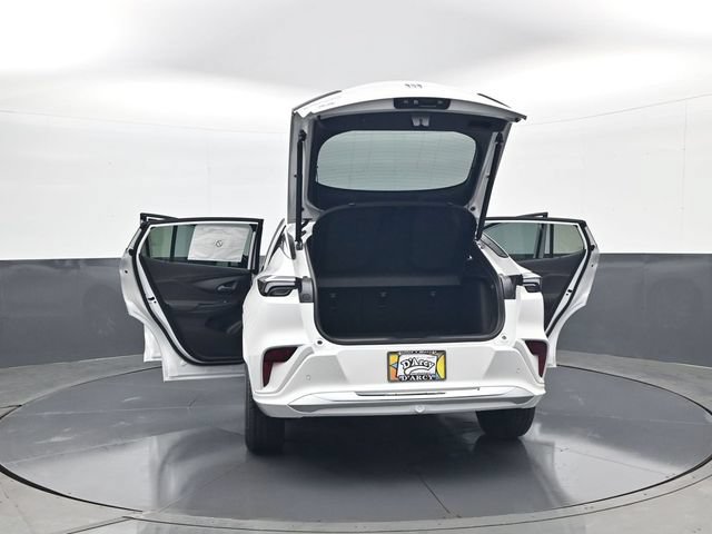 Used 2026 Buick Envista Avenir FWD image 32