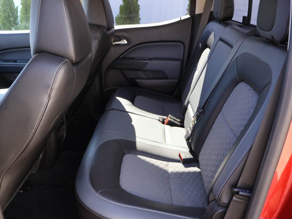 Used 2016 Chevrolet Colorado Z71 AWD/4WD image 8