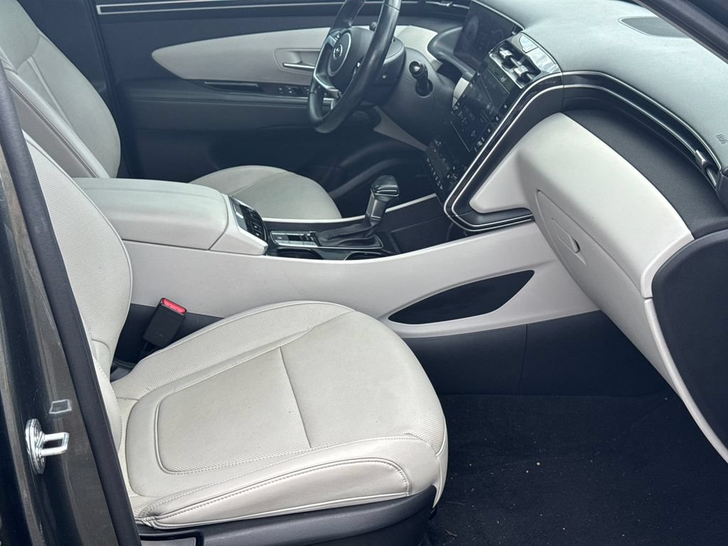Used 2022 Hyundai Tucson SEL w/ Convenience + Premium Package FWD image 15