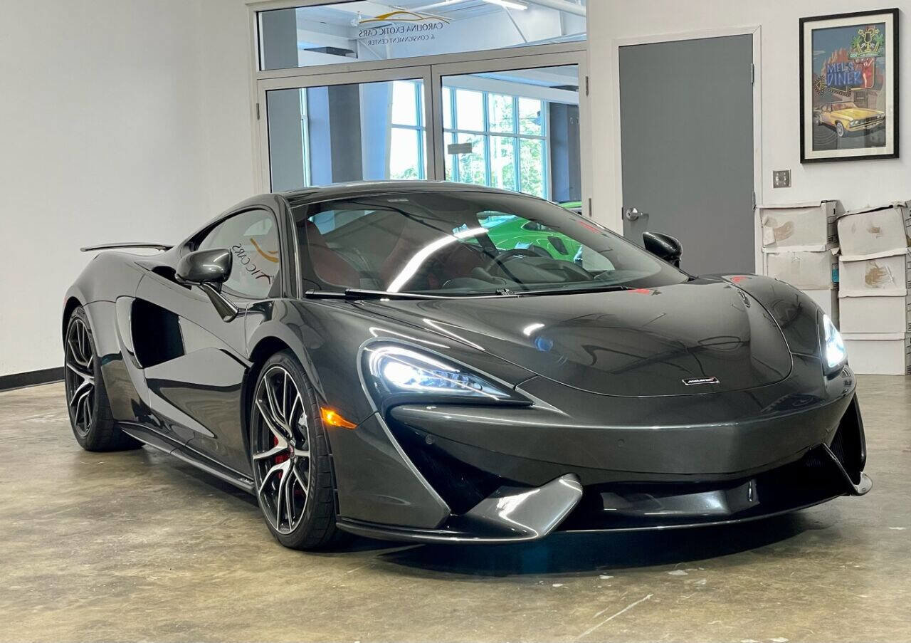 Used 2017 McLaren 570S image 5