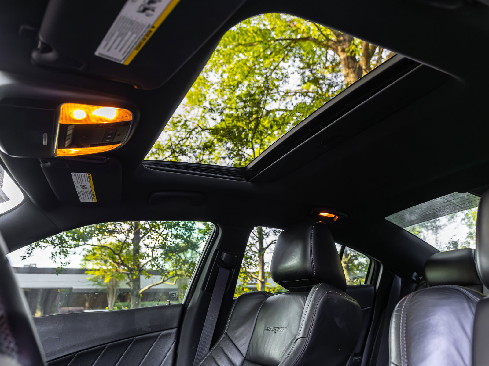 Used 2016 Dodge Charger SRT w/ Harman/Kardon Audio Group image 12