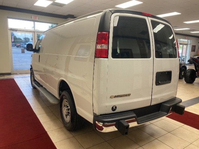 Used 2023 Chevrolet Express 2500 w/ Driver Convenience Package image 5