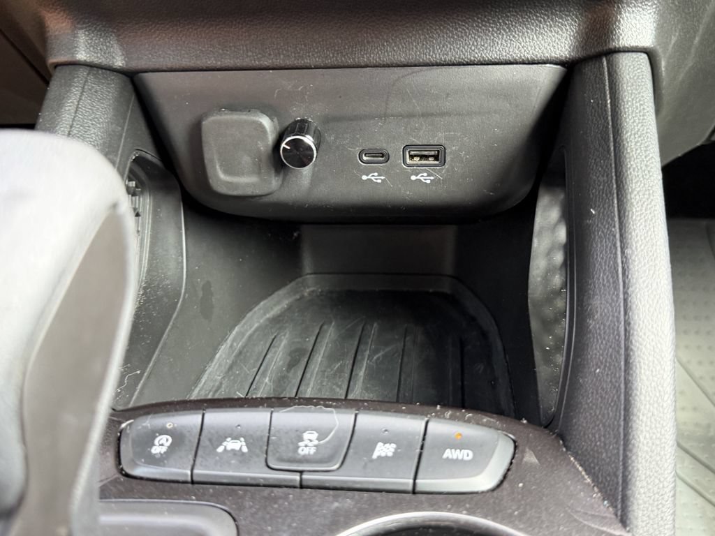 Used 2024 Chevrolet TrailBlazer LT w/ Driver Confidence Package AWD/4WD image 24