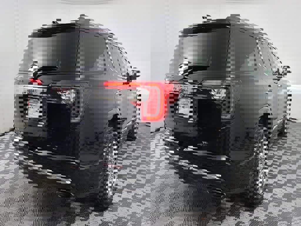 Certified 2023 GMC Acadia Denali w/ Trailering Package image 11