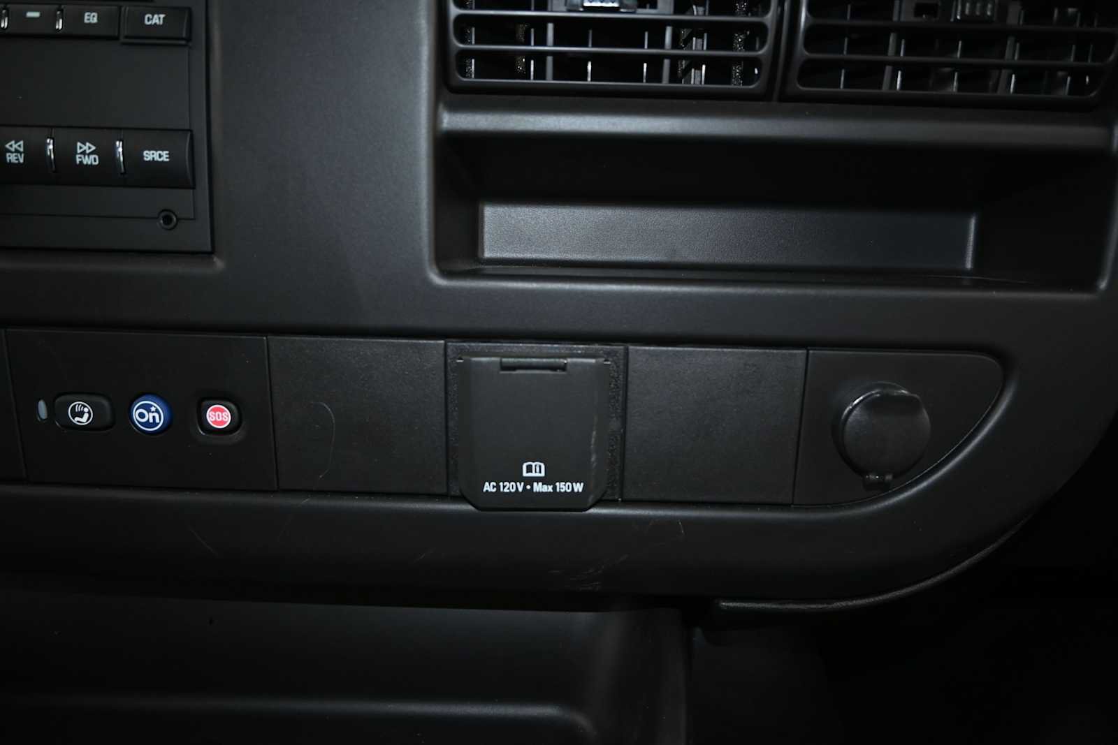 Used 2024 GMC Savana 4500 w/ Power Convenience Package RWD image 13