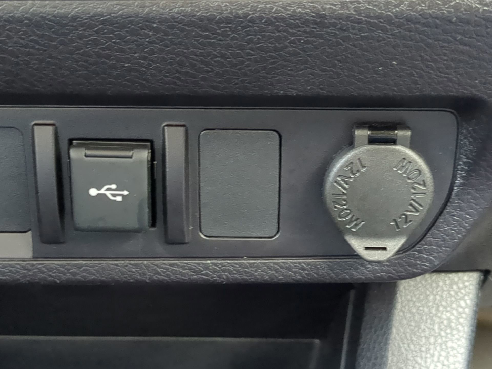 Used 2022 Toyota Tacoma SR RWD image 58