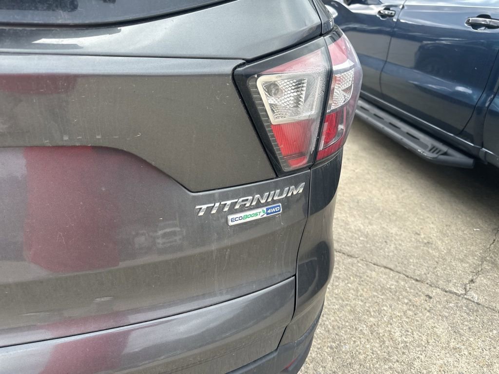 Used 2017 Ford Escape Titanium image 11