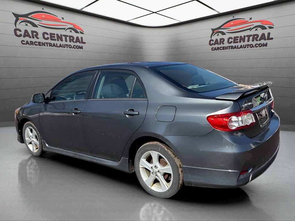 Used 2013 Toyota Corolla S image 3
