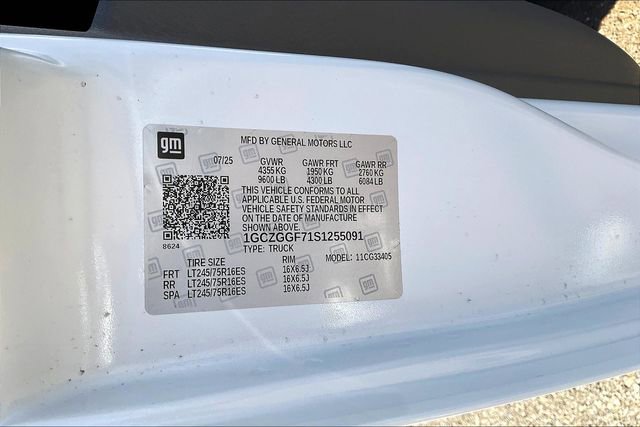 New 2025 Chevrolet Express 3500 w/ Driver Convenience Package image 14