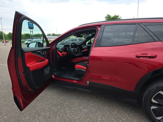 Used 2024 Chevrolet Blazer EV RS AWD/4WD image 8
