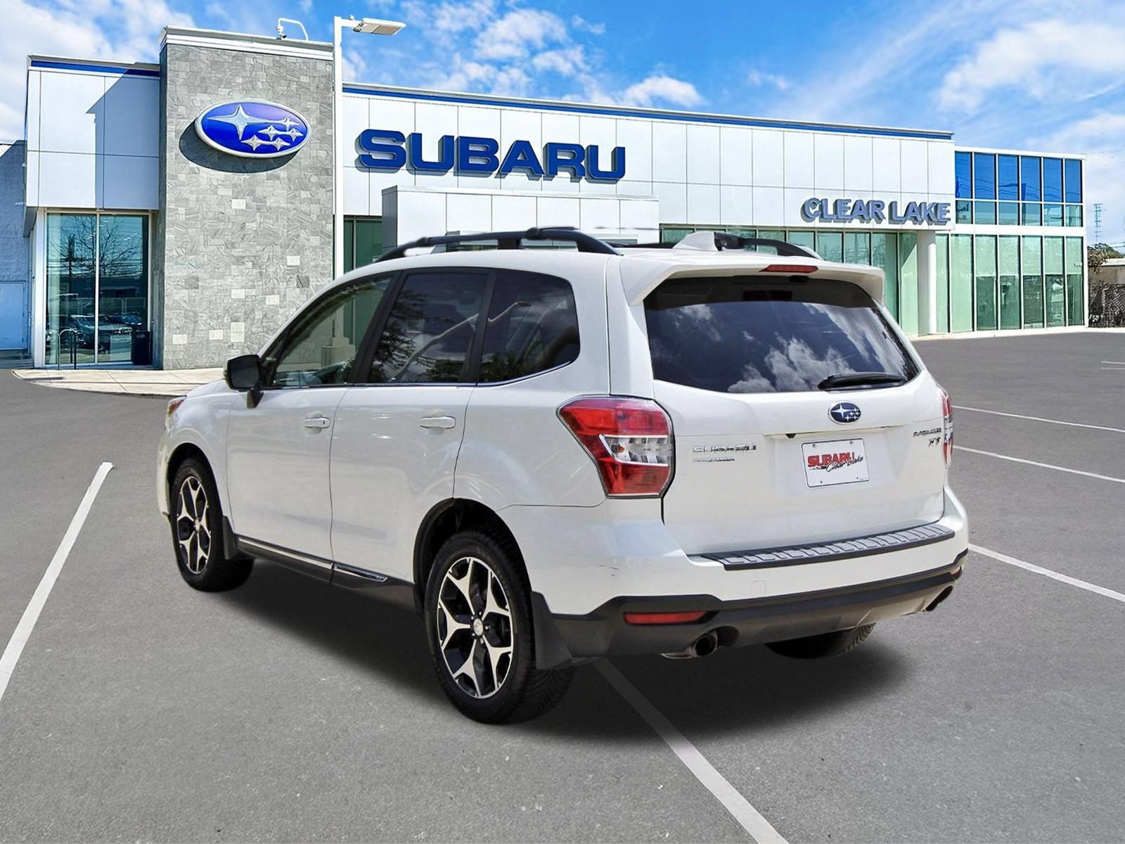 Used 2016 Subaru Forester 2.0XT Touring w/ Eyesight & Navigation System AWD/4WD image 4