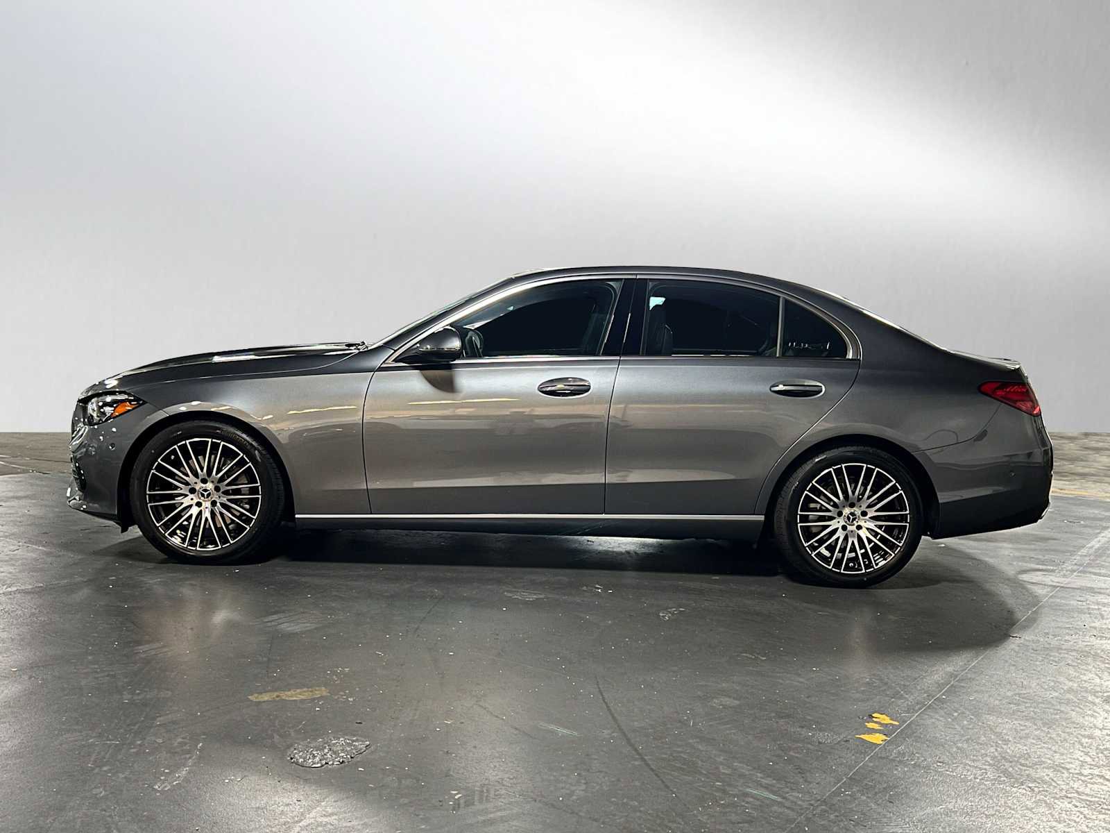 Used 2025 Mercedes-Benz C 300 4MATIC Sedan image 7