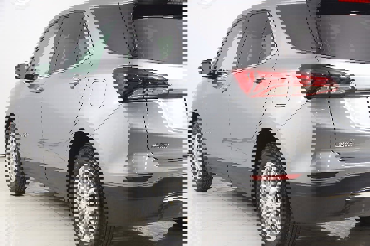 Used 2023 Chevrolet Equinox LT image 21