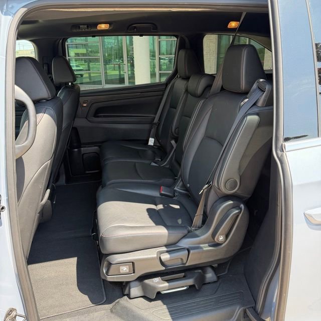 Certified 2025 Honda Odyssey Sport-L image 11