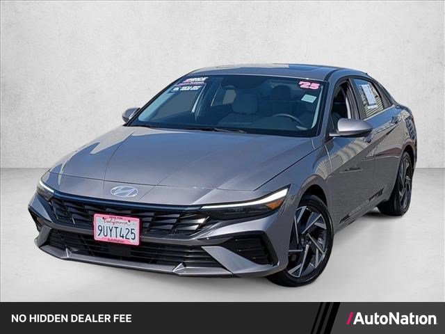 Used 2025 Hyundai Elantra Limited FWD image 1