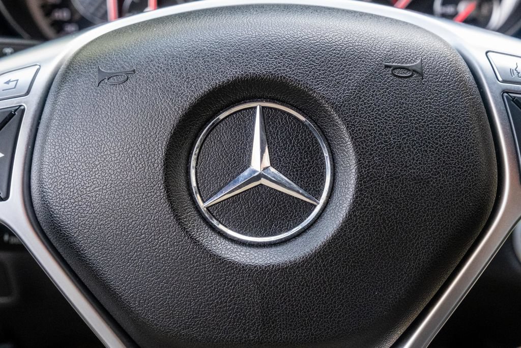 Used 2015 Mercedes-Benz GLA 45 AMG 4MATIC image 23