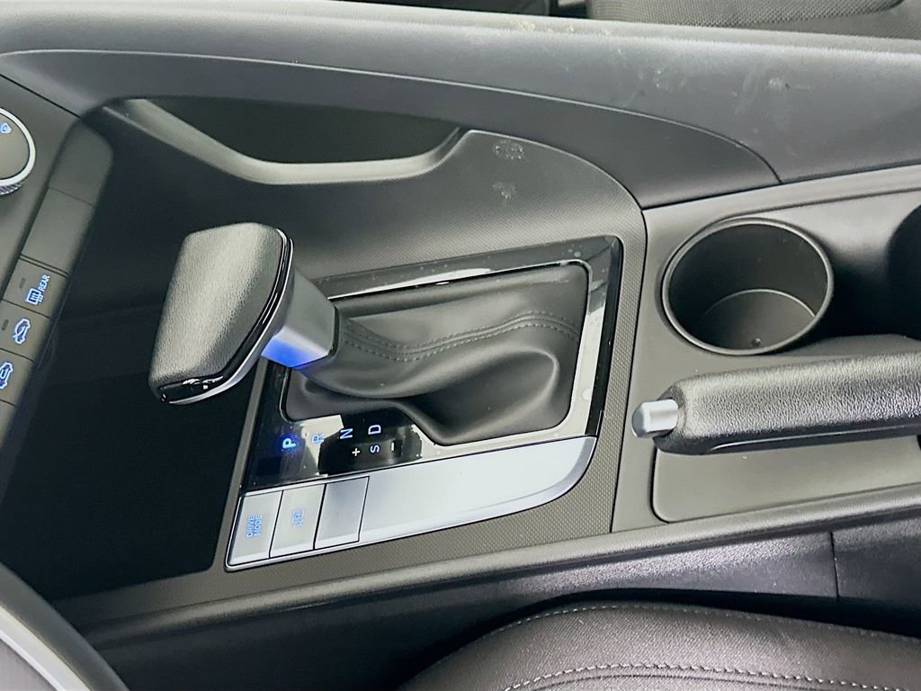New 2026 Hyundai Elantra SE w/ Cargo Package image 14