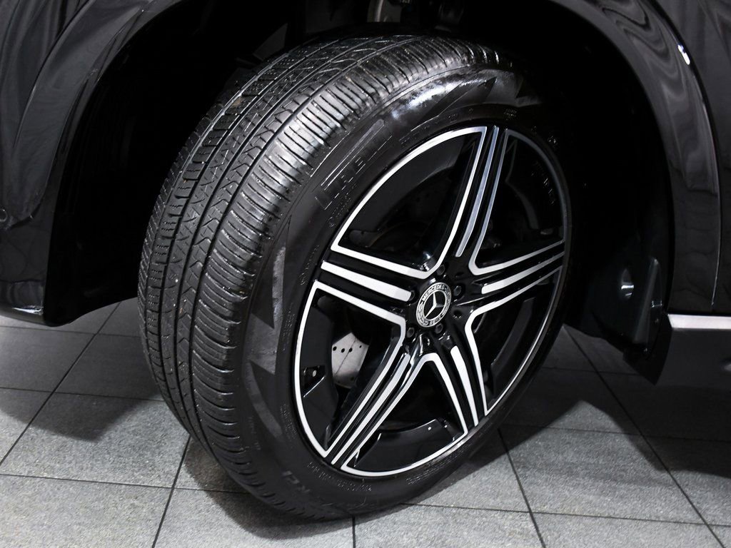 Used 2025 Mercedes-Benz GLE 450e GLE 450e w/ AMG Line Exterior image 7