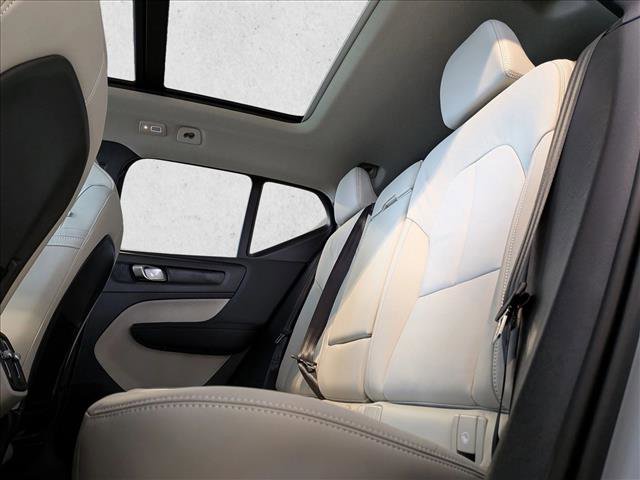 New 2026 Volvo XC40 B5 Plus w/ Protection Package Premier image 17