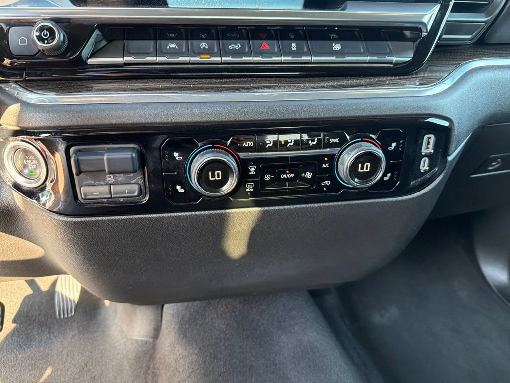 Used 2025 Chevrolet Silverado 1500 LT AWD/4WD image 20
