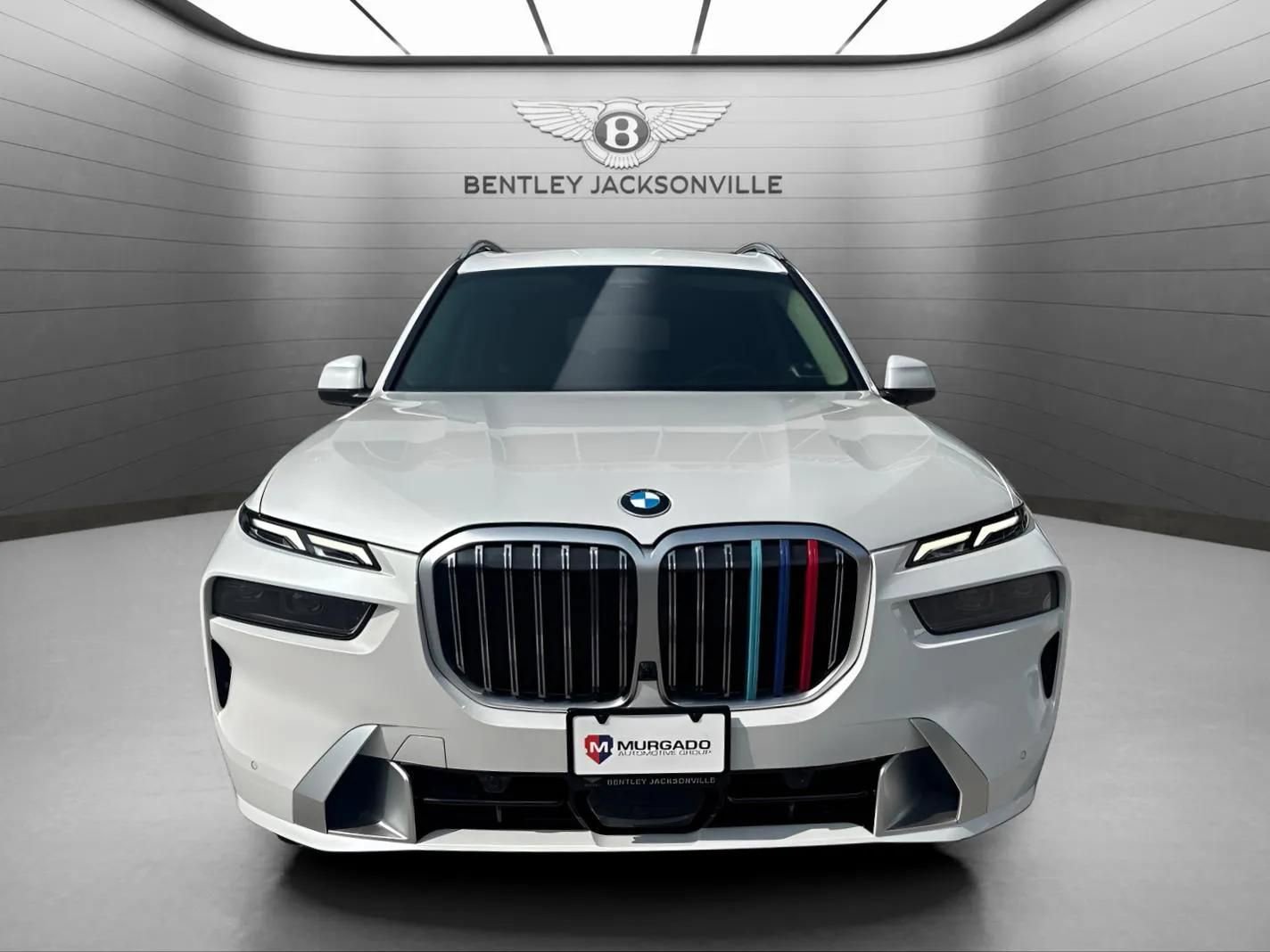 Used 2023 BMW X7 xDrive40i w/ Premium Package AWD/4WD image 7
