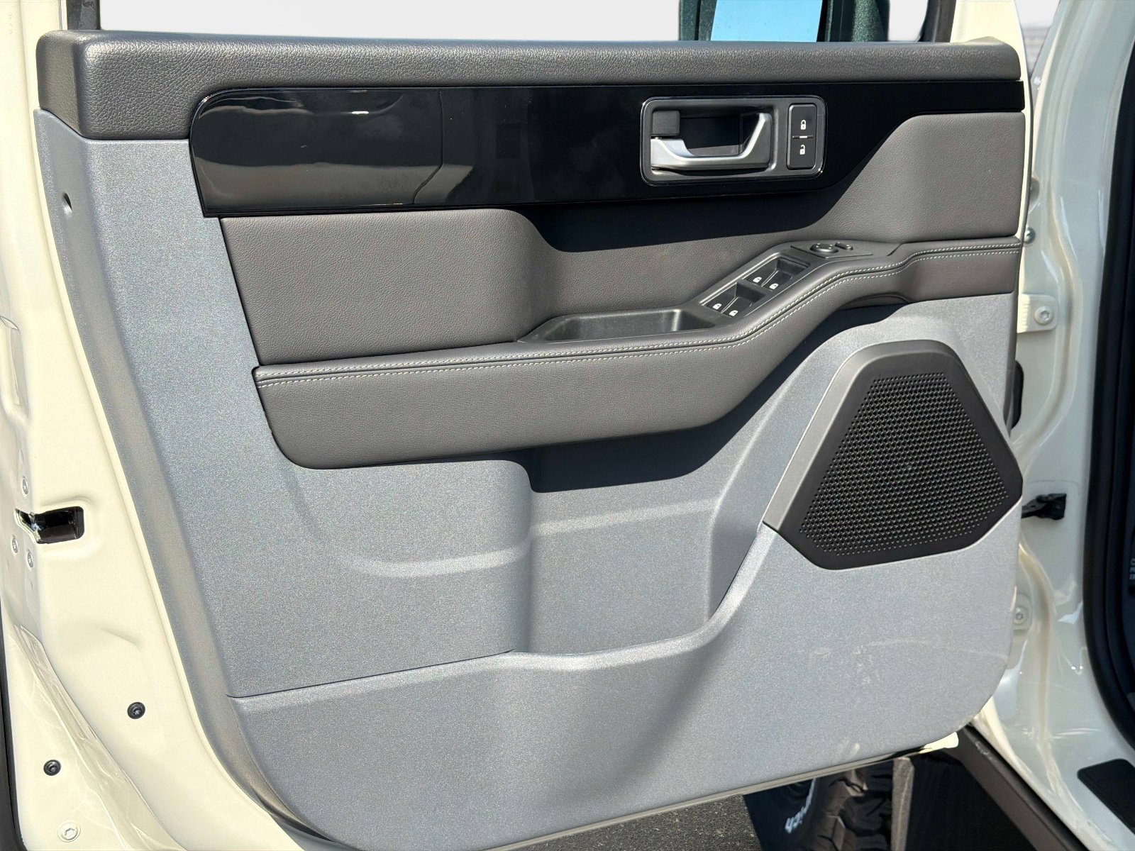 New 2026 INEOS Grenadier Quartermaster AWD/4WD image 16