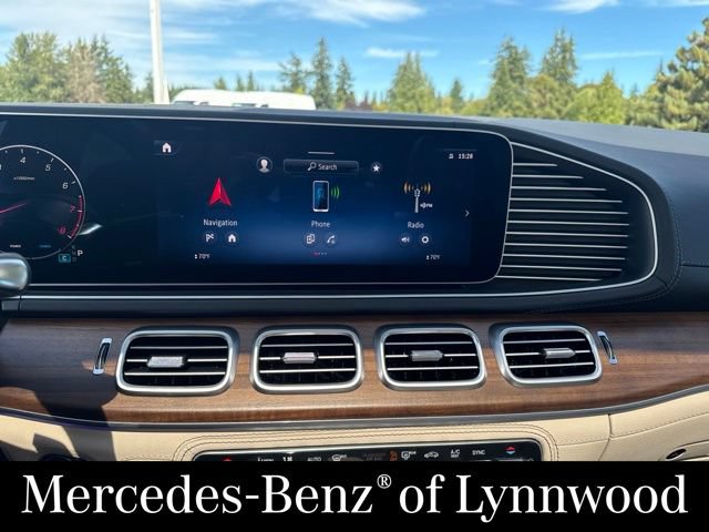 New 2026 Mercedes-Benz GLS 580 4MATIC image 15